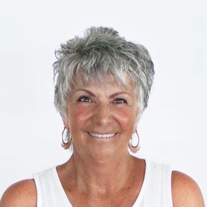 Meet your Posher, Joanie